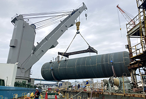 重量150トンタンク積込作業および輸送